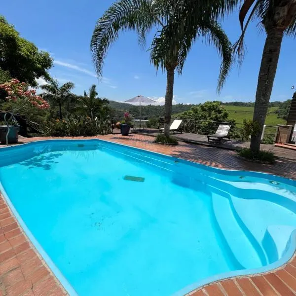 Cabana do Lago, hotel in Igaratá