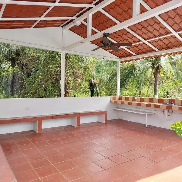 Quinta La Joya, hotel in Orotina