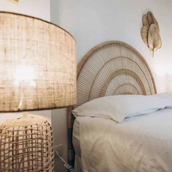 Dalila Apulian Rental Rooms, hotel v destinaci Pulsano