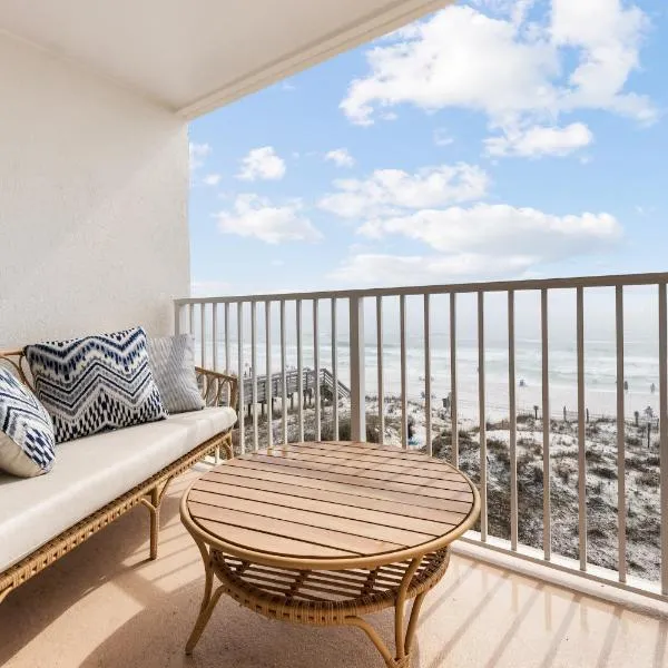 SeaGlass - Oceanfront with expansive balcony, hotel v destinaci Fort Walton Beach