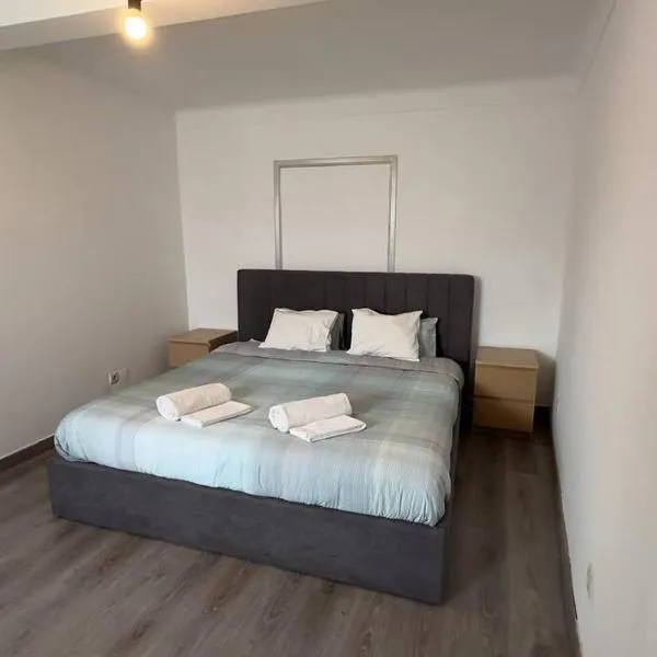 2BR Sleeps4 in Lisbon - Orchid