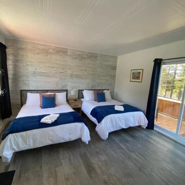 Maison LeBreux - Motel, hotel v destinaci Petite-Vallée