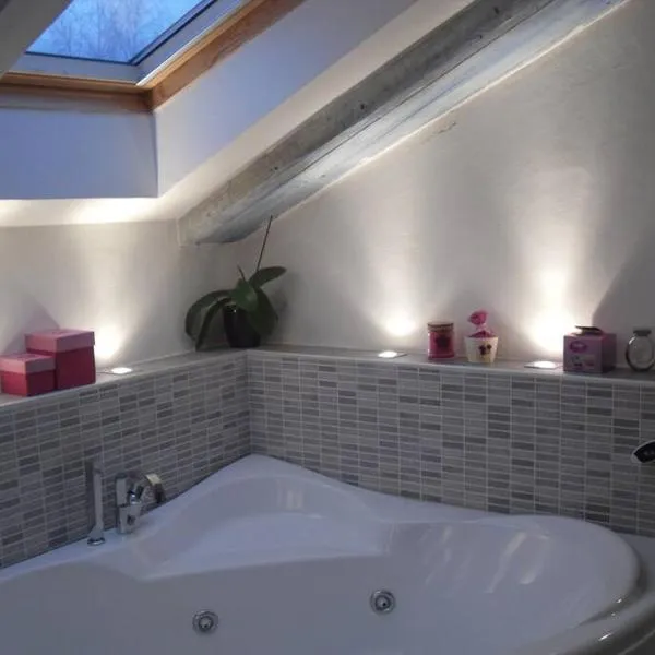 Appartamento romantico indipendente, hotel in Gaglianico