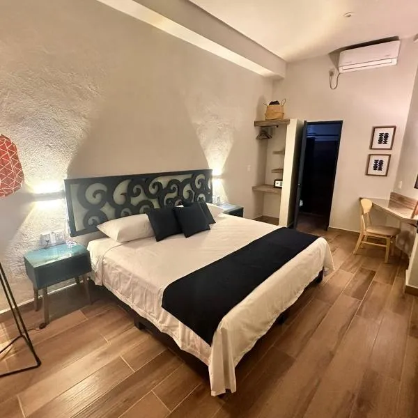 Centrico House, hotel in Taxco de Alarcón