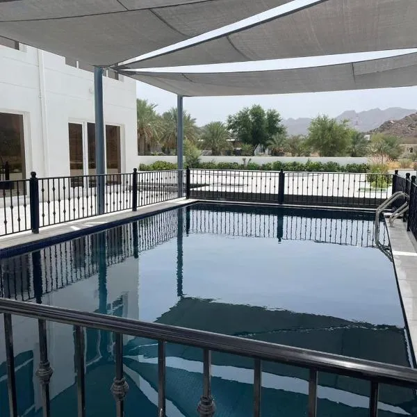 نزل الغيم -Cloudinn, hotell sihtkohas Qārūt al ‘Ulyā