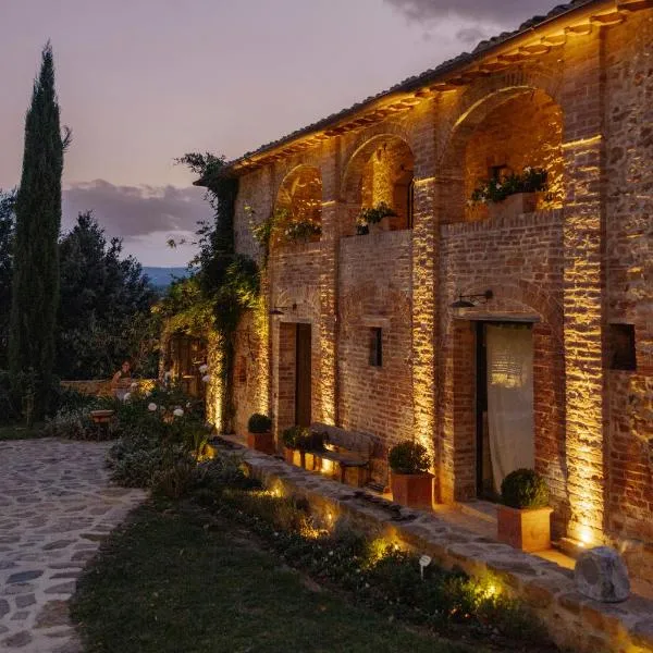 Agriturismo Poggio Il Castellare、モンタルチーノのホテル