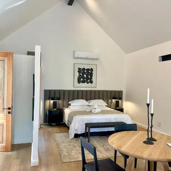 Mountain Cottages at Haskell Vineyard, hotel v destinaci Stellenbosch