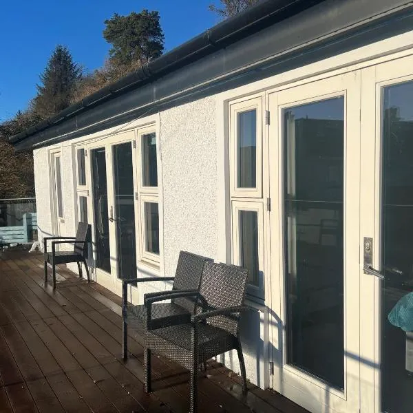 Glenisle Cottage, hotel in Lamlash