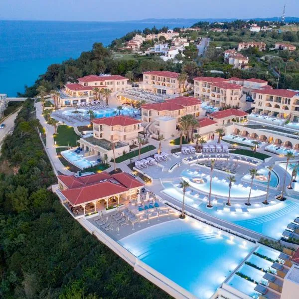 Cora Hotel & Spa, hotel v destinaci Afitos
