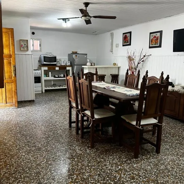 Dpto Beltrán, hotel in Santa Rosa