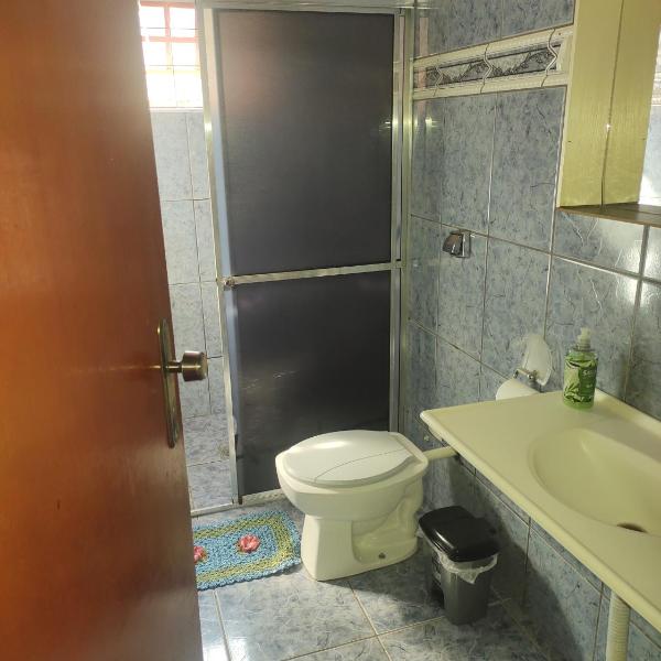 QUARTO CONFORTAVEL COM GARAGEM - Foto 3