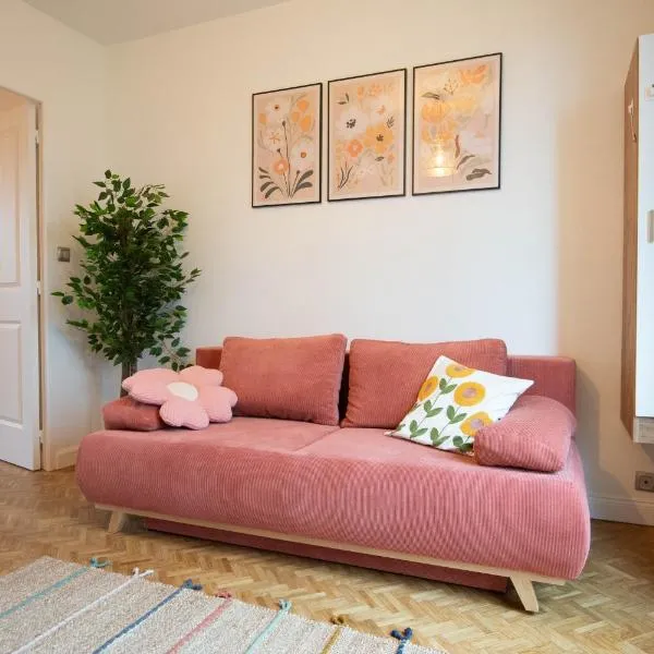 Alegria - Disney 10min - Paris - Vallée Village - Parking, hotel en Chessy