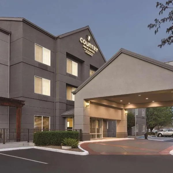 Country Inn & Suites by Radisson, Fresno North, CA, hotell i Fresno