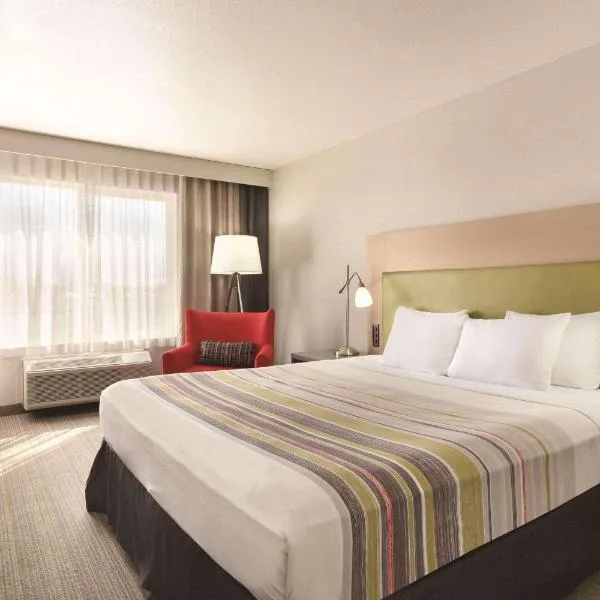 Country Inn & Suites by Radisson, Fresno North, CA, hotell i Fresno