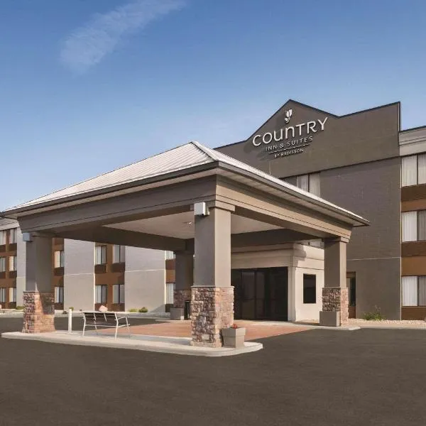 Country Inn & Suites by Radisson, Mt Pleasant-Racine West, WI, hotel v destinaci Sturtevant