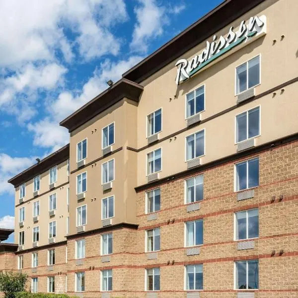 Radisson Hotel & Suites Fort McMurray, hotel in Fort McMurray