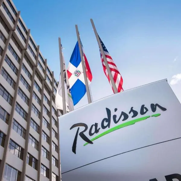 Radisson Hotel Santo Domingo: Santo Domingo şehrinde bir otel