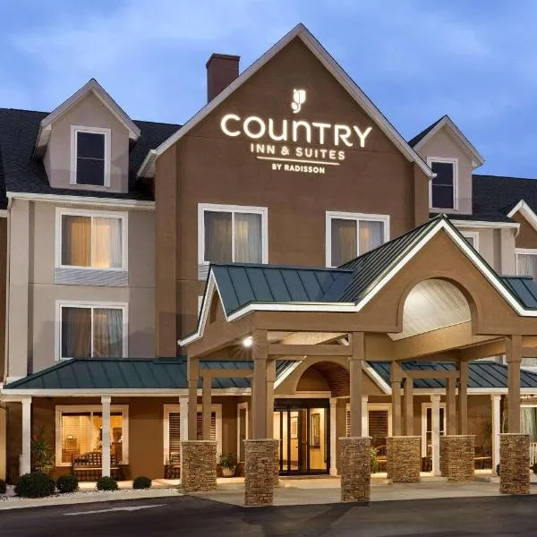 Country Inn & Suites by Radisson, Savannah I-95 North, khách sạn ở Port Wentworth