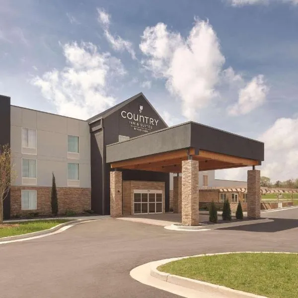 Country Inn & Suites by Radisson, Macon West, GA, hotelli kohteessa College Estates