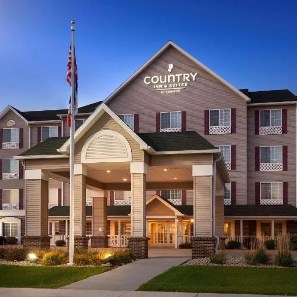 Country Inn & Suites by Radisson, Northwood, IA, viešbutis mieste Silver Lake