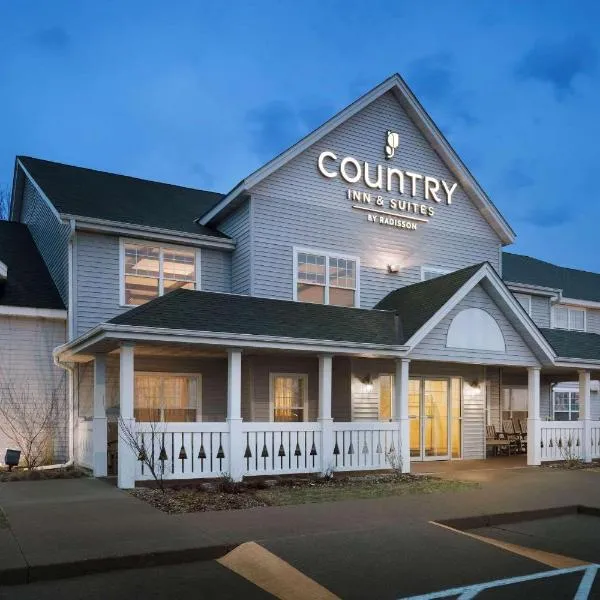Country Inn & Suites by Radisson, Grinnell, IA: Grinnell şehrinde bir otel