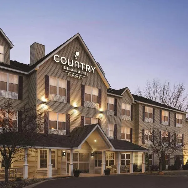 Country Inn & Suites by Radisson, Forest Lake, MN, hotel in Lino Lakes