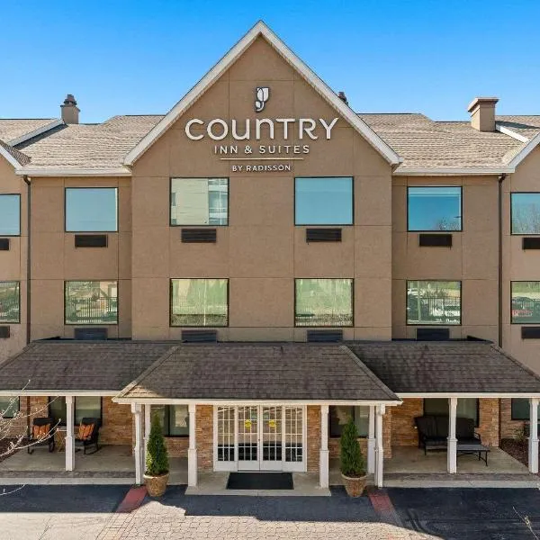 Country Inn & Suites by Radisson, Asheville at Asheville Outlet Mall, NC, hotell i Asheville