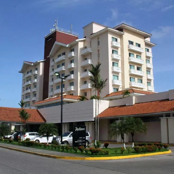 Radisson Colon 2,000 Hotel & Casino, hôtel à Pueblo Nuevo