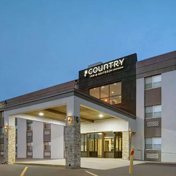 Country Inn & Suites by Radisson, Pierre, SD, hotel v destinácii Fort Pierre