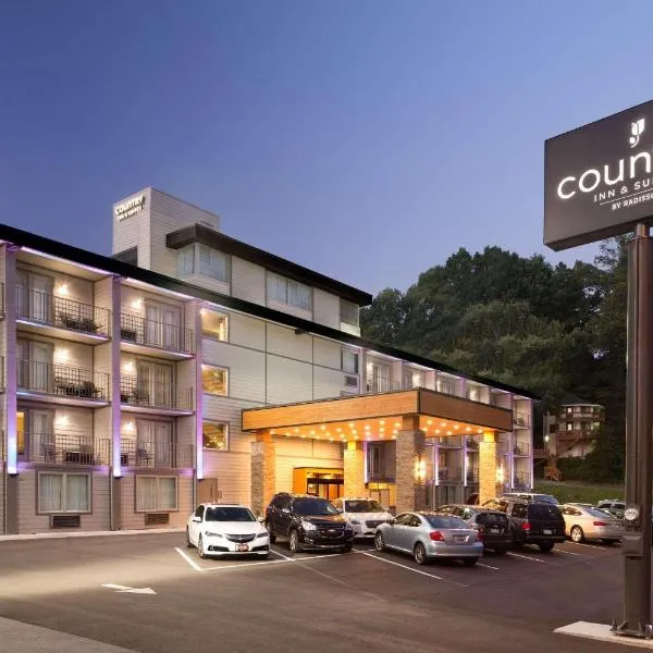 Country Inn & Suites Downtown Convention Center by Radisson, Gatlinburg, TN, hotel v destinaci Gatlinburg