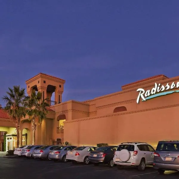 Radisson Hotel El Paso Airport, hotel in El Paso