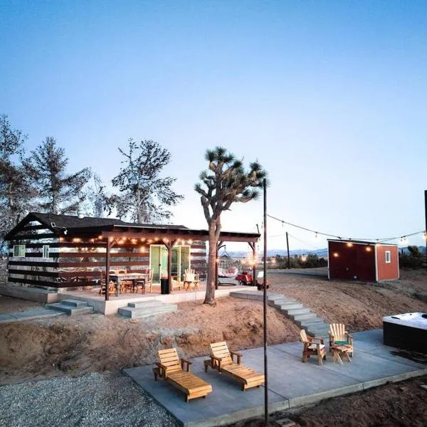 The Invisible Wind Cabin- Joshua Tree Amazing View, hotel in Yucca Valley