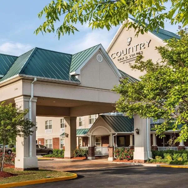 Country Inn & Suites by Radisson, Chester, VA、チェスターのホテル