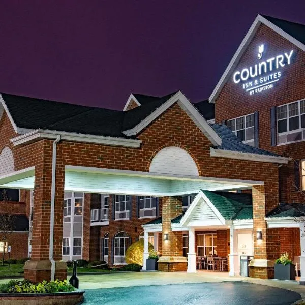 Country Inn & Suites by Radisson, Milwaukee West Brookfield , WI, hotel a New Berlin