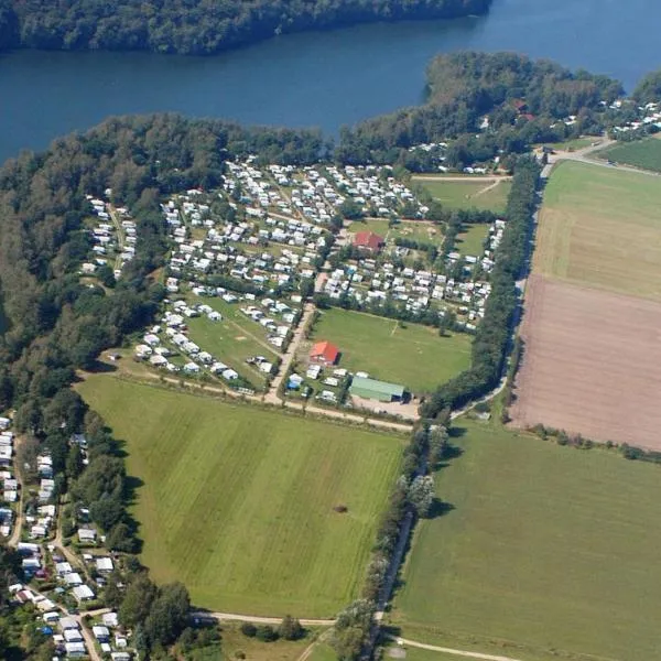 Natur-Campingplatz Salemer See, hotell i Römnitz