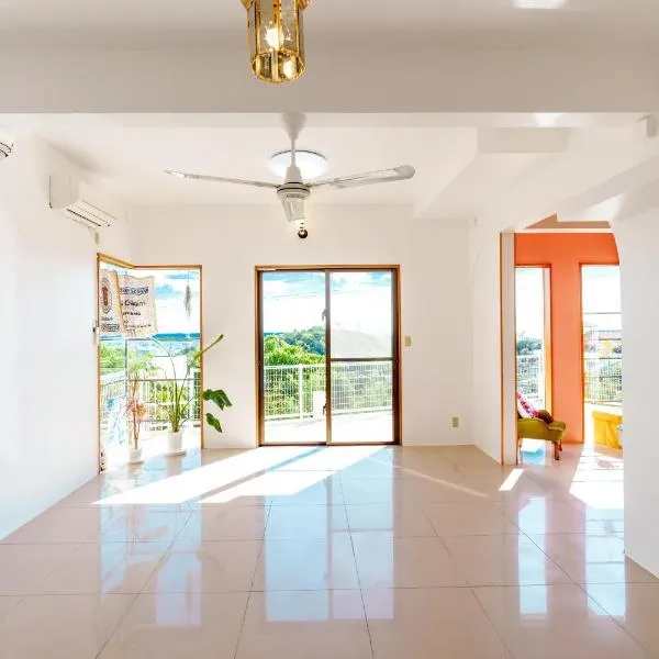 Tropical Soul Okinawa, hotel v mestu Teruya