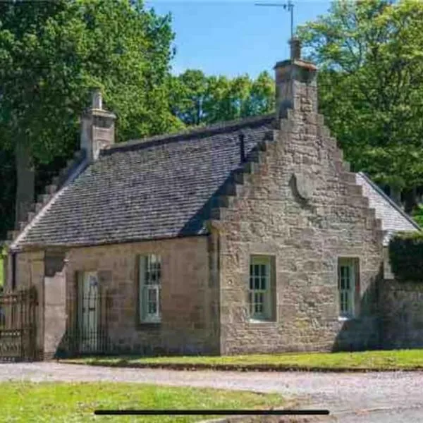 The Gate House - 3 Bed & Parking, hotel v destinaci Edinburgh