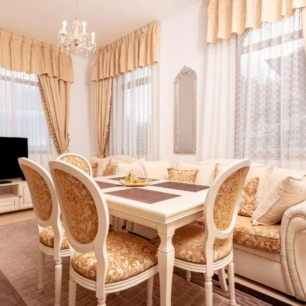 The Golden Nest - luxury apartment, Hotel in Pamporowo