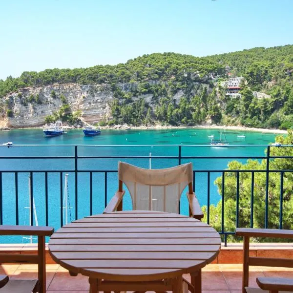 カボス ホテル（Kavos Hotel）、パティティリのホテル