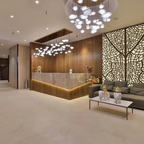 Hotel Elements Surat, hotel in Surat