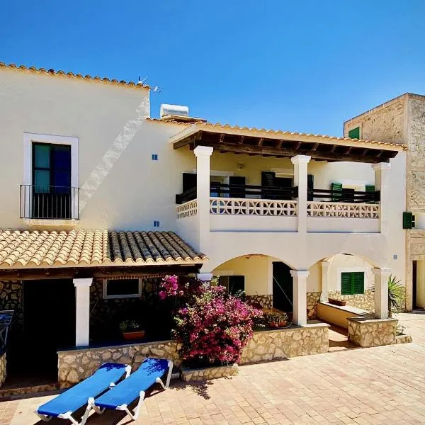 Apartments Campanitx - Astbury Formentera, hotel em Es Calo