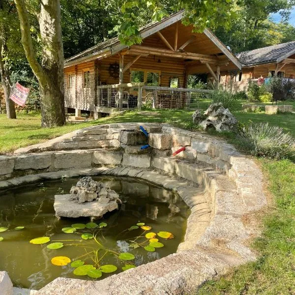 CHARMES en CHALET, hotel in Charmes-lès-Langres