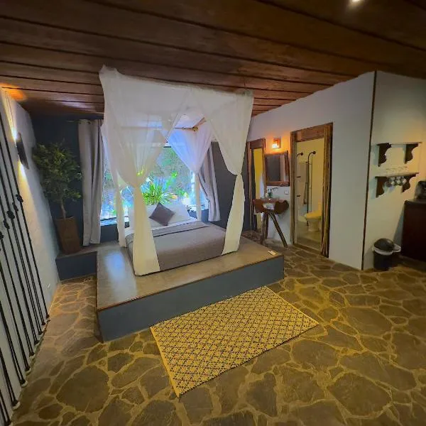 Canaima Chill House, hotel v destinaci Playa Santa Teresa