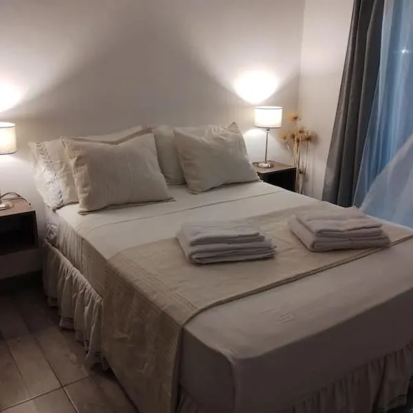 Hospedaje La Bussola I, hotel in Gualeguaychú