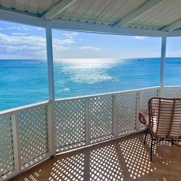 Purple Rain - Direct Beach Access, 2 Bedroom, 2 Terrace Holiday Home Bliss, hotel v destinaci Saint Peter