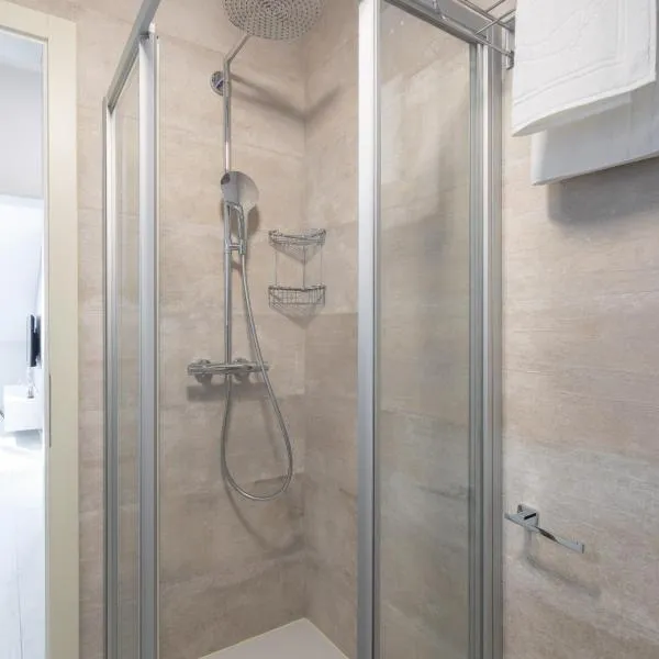 Providenca, hotel a Promajna