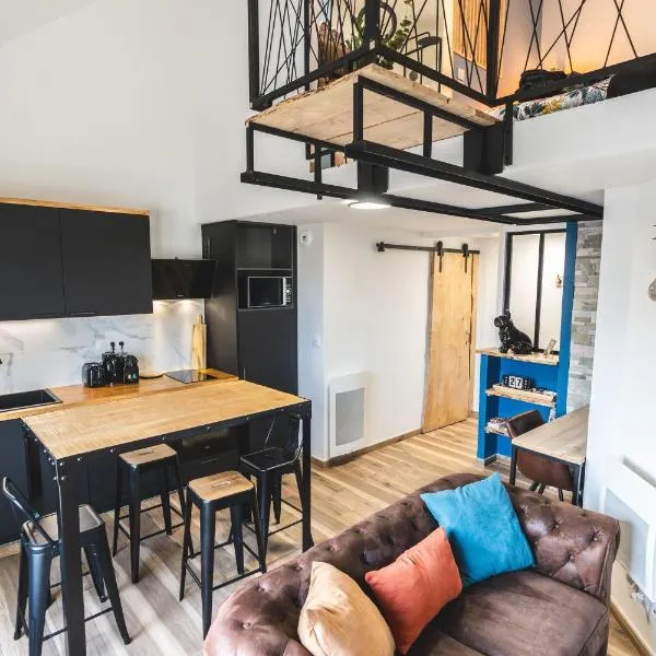 LE FACTORY aux pieds de la gare SNCF Laval, hótel í Laval