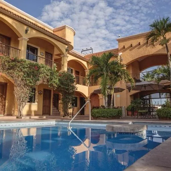 Hacienda Suites Loreto, מלון בלורטו