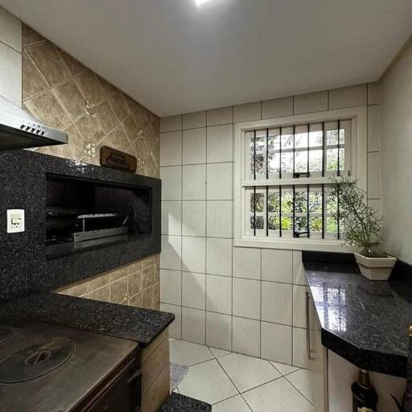 apartamento em bairro nobre suíte com ar condicionado e banheira com hidromassagem - Foto 4