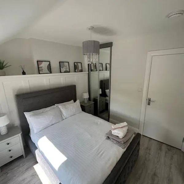 Westland Suites - Stylish, Modern, Elegant, Central Apartments, Hotel in Londonderry County Borough
